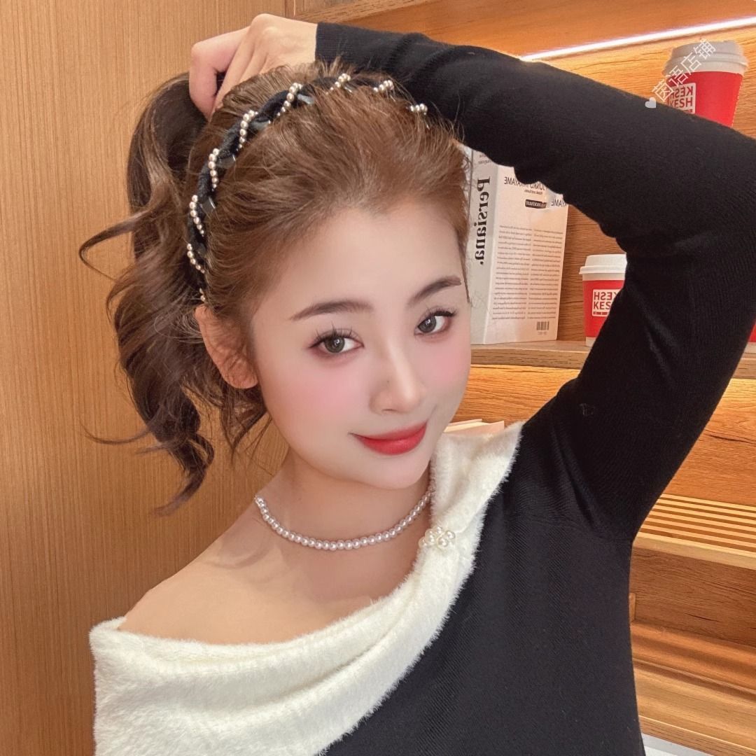 Retro High Skull Pearl Headband