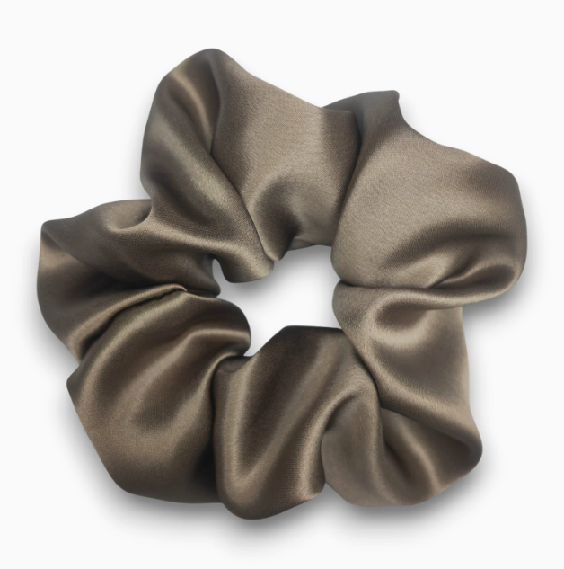Large Anti-Crease Mulberry Silk Scrunchie
