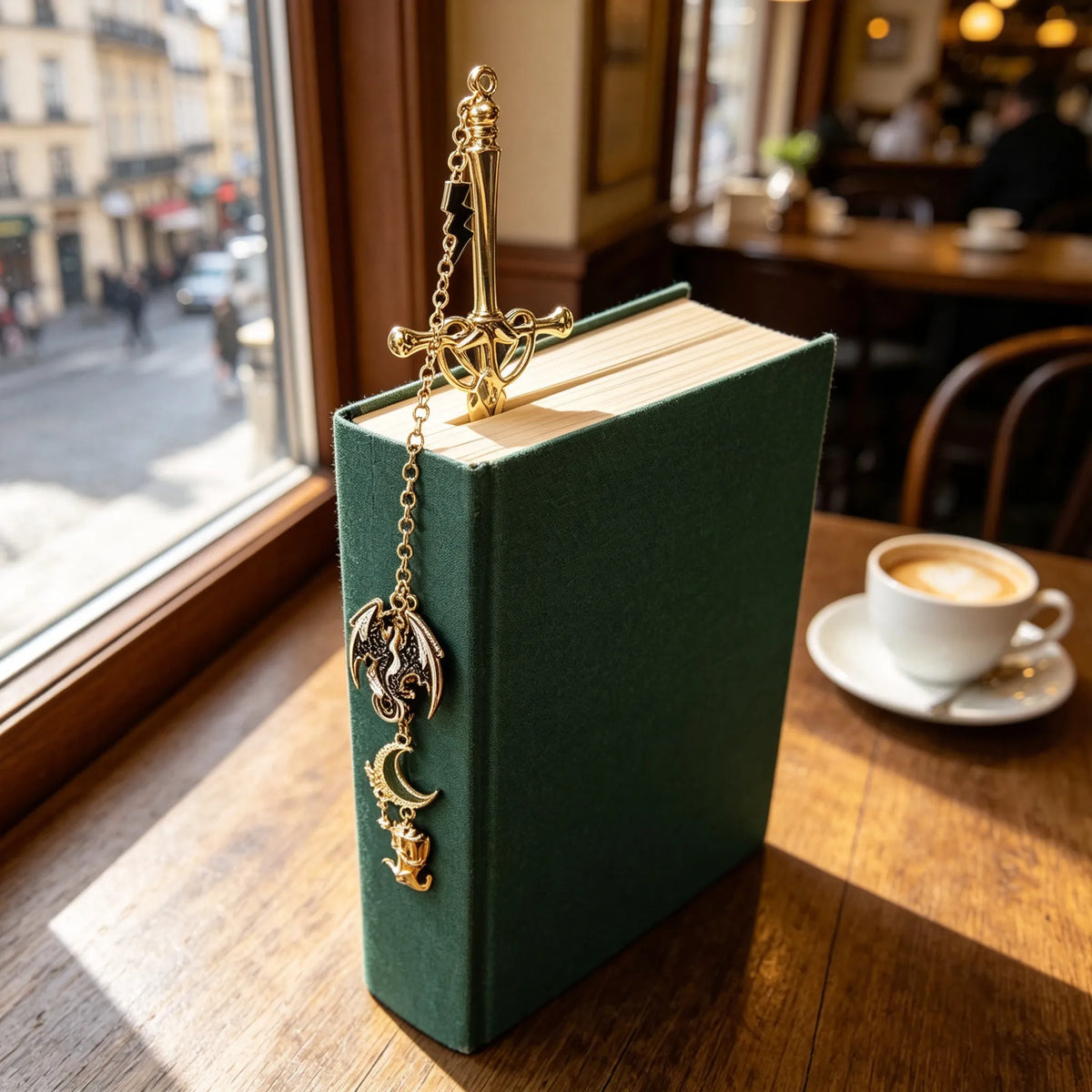 🔥Last Day Rock-Bottom OFF - ⚔️Fantasy Sword Metal Bookmark With Dragon & Moon Charms📚
